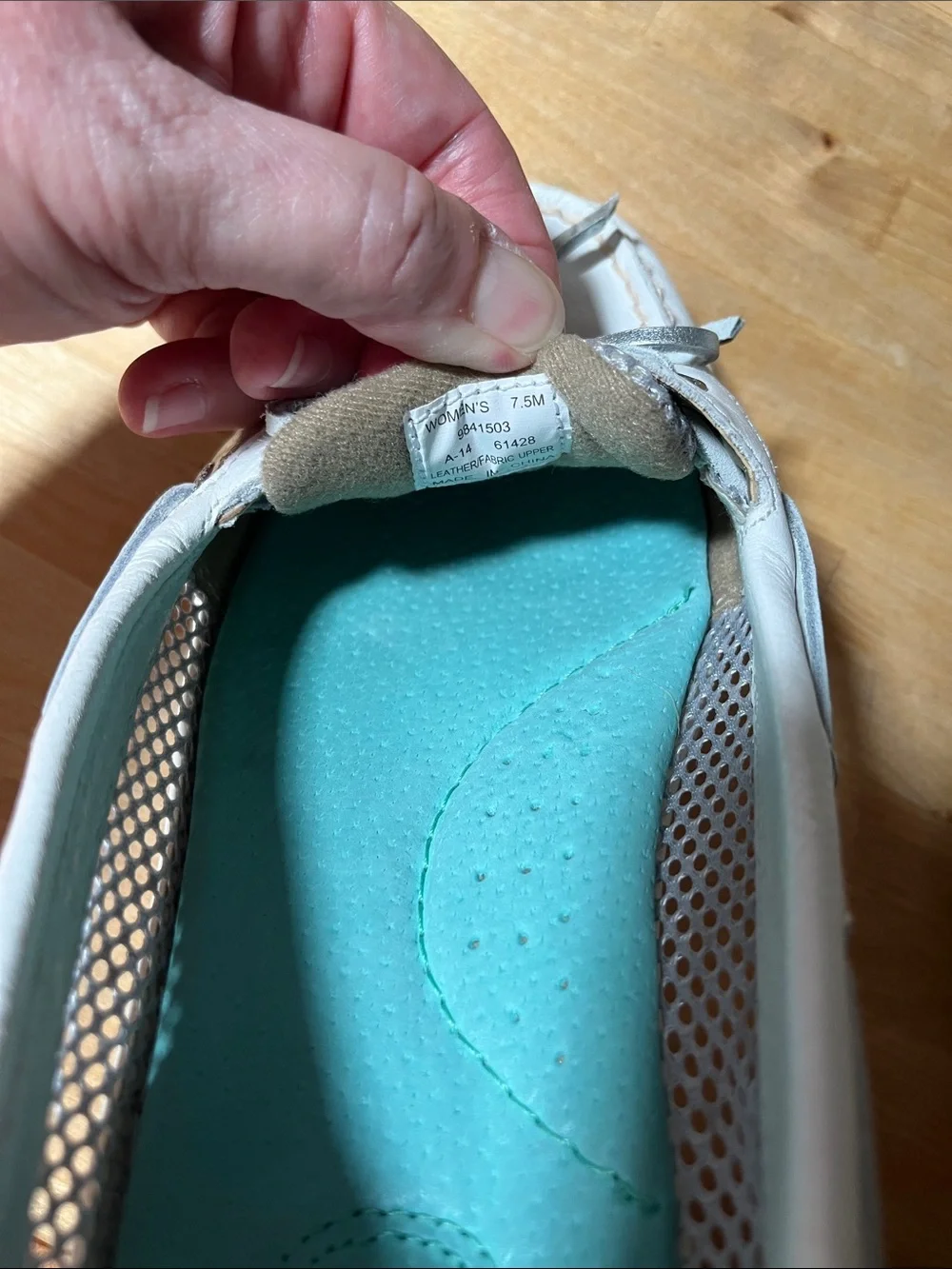 Sperry Women's White with silver. Leather Moccasin Flats with Seafoam Insole
